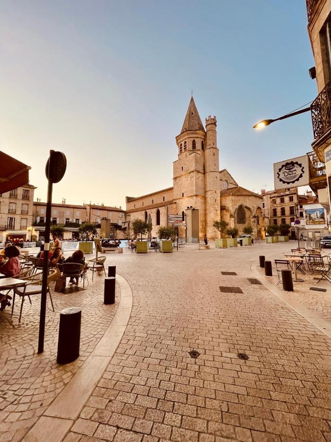 Le Casimir - Superbe T3 En Plein Centre Ville Renove Avec Gout - Wifi Beziers Ngoại thất bức ảnh