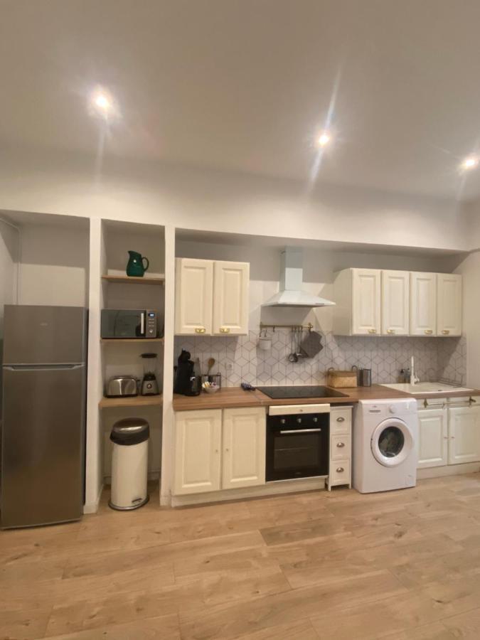 Le Casimir - Superbe T3 En Plein Centre Ville Renove Avec Gout - Wifi Beziers Ngoại thất bức ảnh